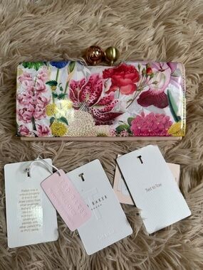 Ted Baker Floral Kiss-Lock Wallet in Pink and Green